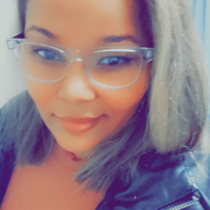 Lari Santos ♓️ 💕🇨🇻