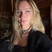 Olivia<3