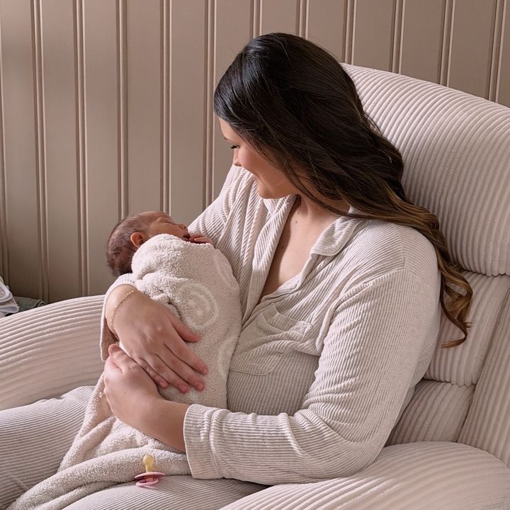 Mia | SAHM🤍
