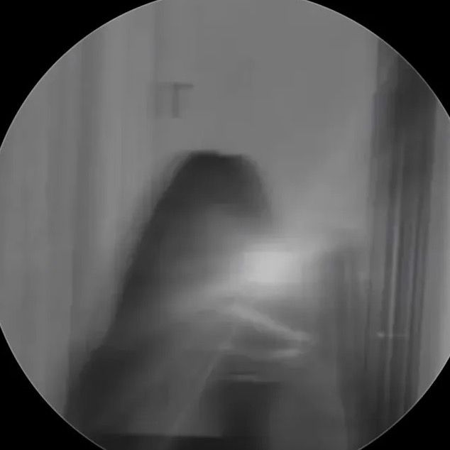𝑴𝒂𝒓𝒊𝒔 ✰