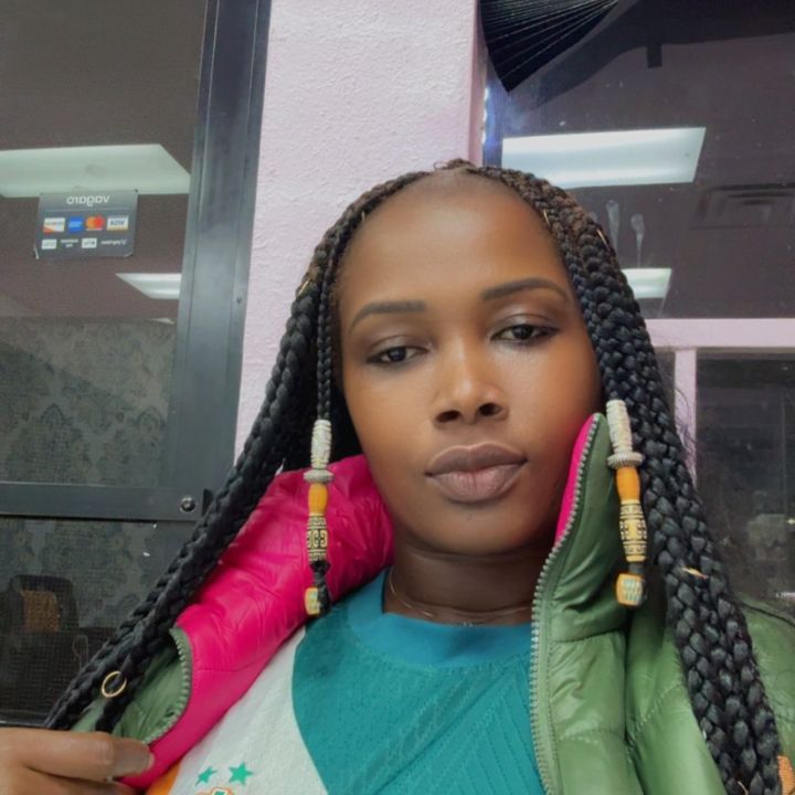 Esther’s Hair Braiding