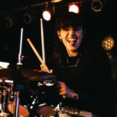 Molly Rose 🥁