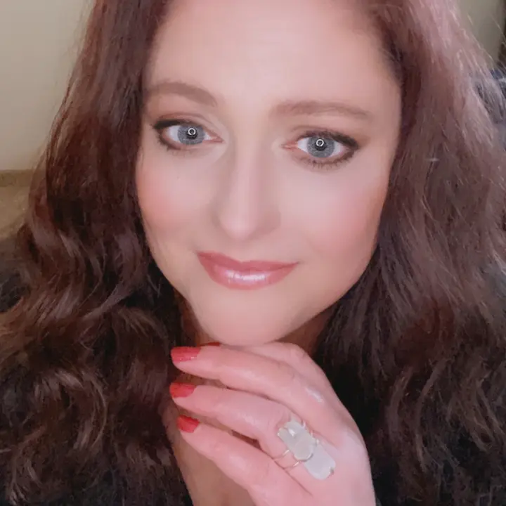 Infinite_Healing_Lindsay