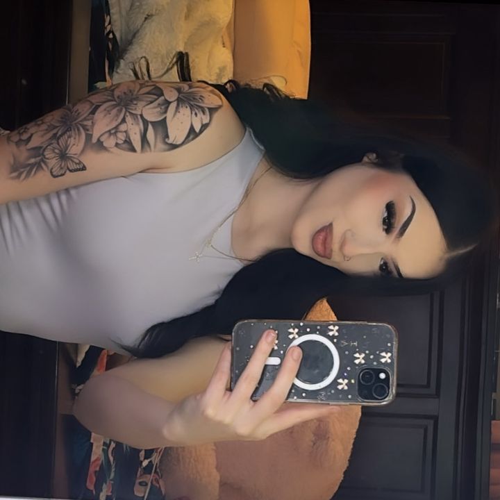Miakatherine 🦋.