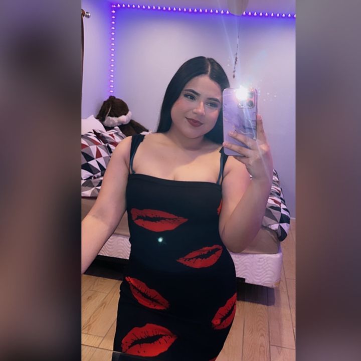 Angie_Veliz1817