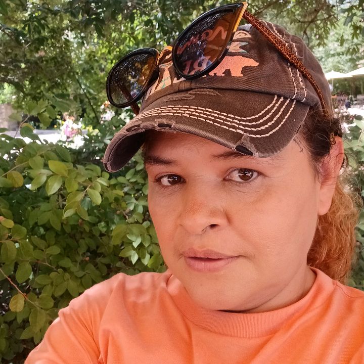 Damaris Santibanez