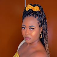 Shaniqua T