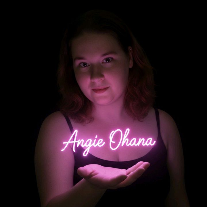 ♥️Angie♥️