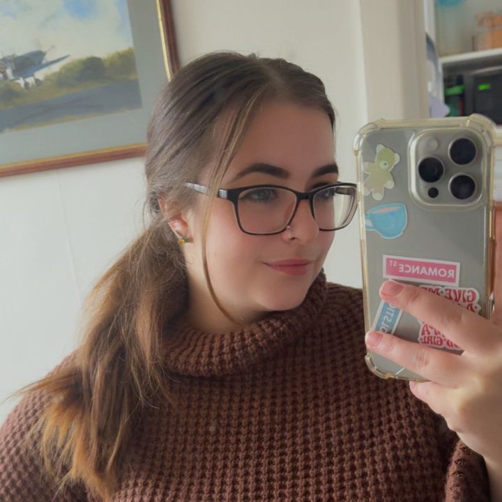 𝒜𝓃𝓉𝑜𝓃𝒾𝒶𝒜𝓁𝑒𝓍 | 📚💐