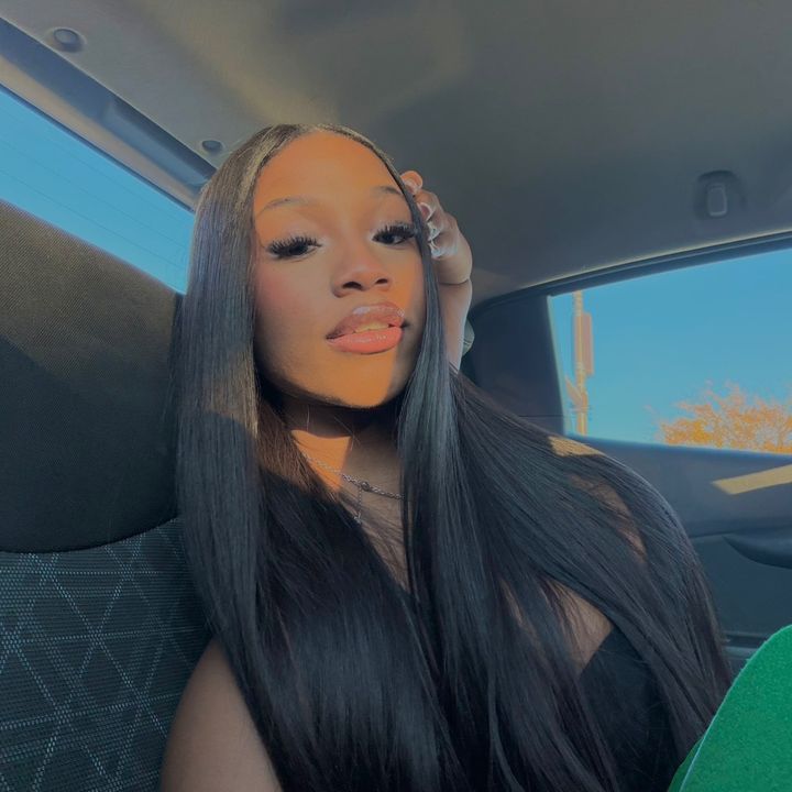 👑