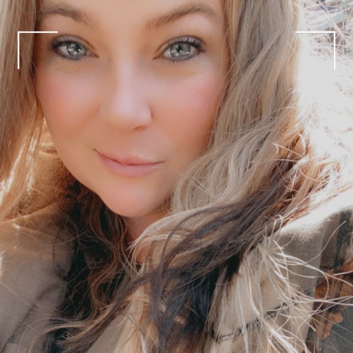 CourtneyB890