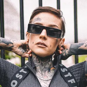 Monami Frost