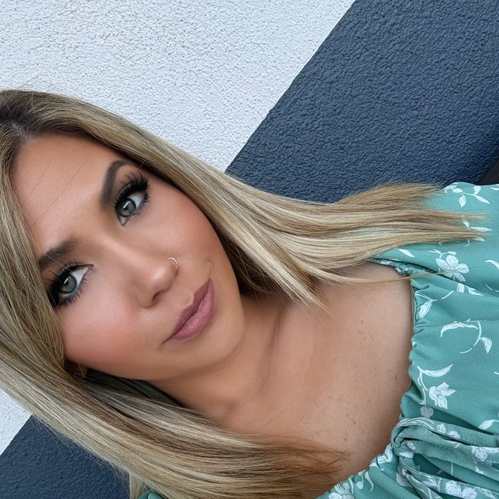 𝙷𝚊𝚢𝚕𝚎𝚢 𝙺𝚢𝚛𝚎𝚎♡
