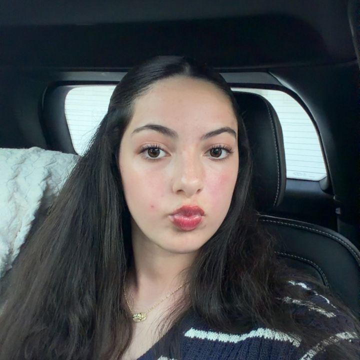 Daniella🌸