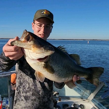 Hoelscher Fishing