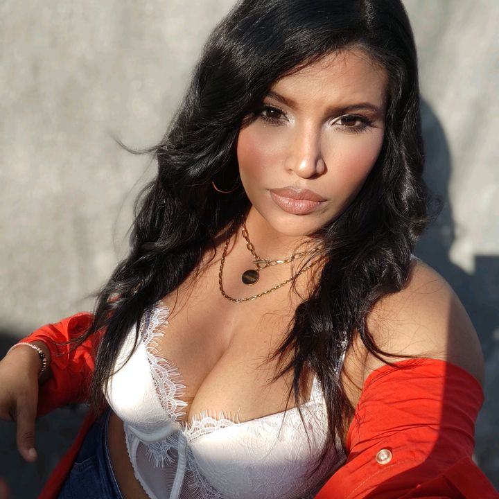 Paula Diaz