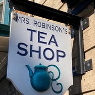 Mrs. Robinsons Tea Shop