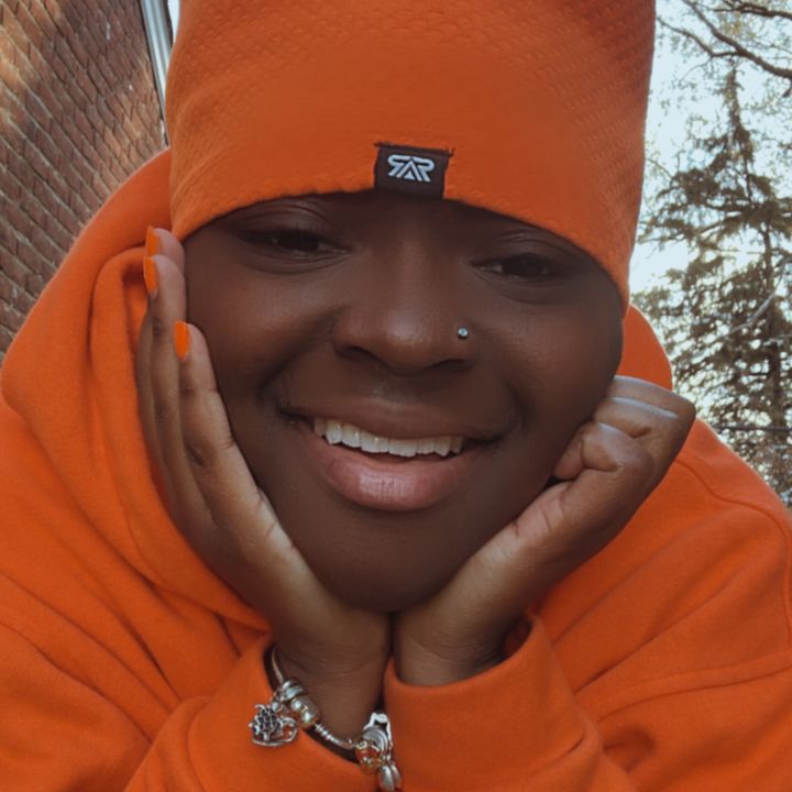 𝗙𝗹𝗮𝘃𝗼𝗿 𝗴𝗶𝗿𝗹🧡🖤