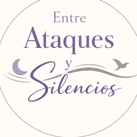 Entre ataques y silencios
