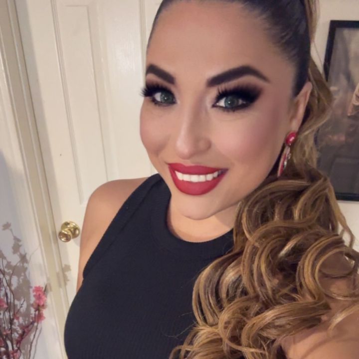 LunaGarzaofficial