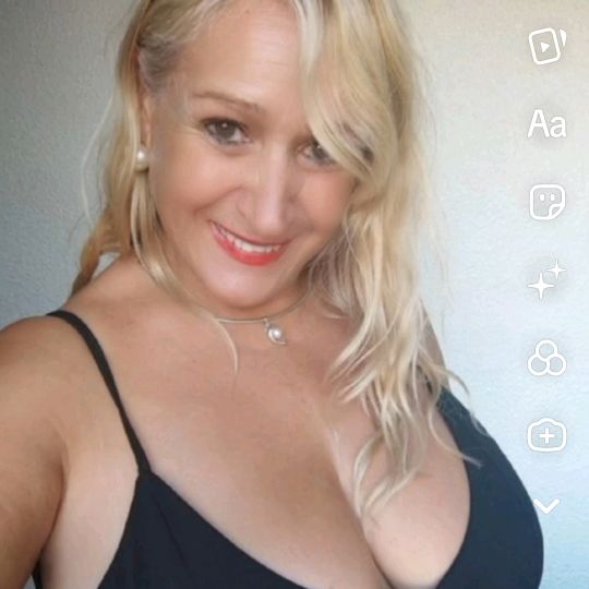 VICENTA LINARES