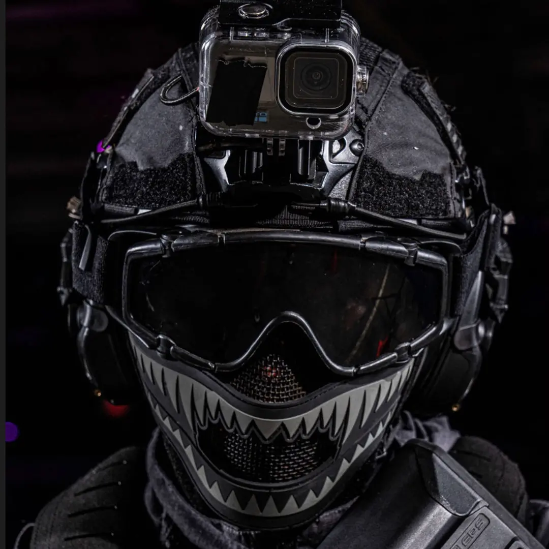 Operator Leo