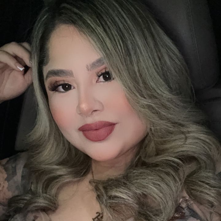 estefaniaracelyhairstyle