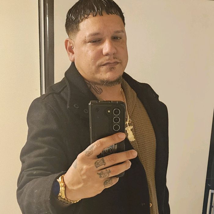 Manny Cruz