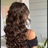 Lizeth B. Hairstylist