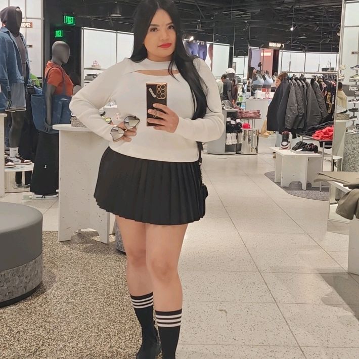 🐉🦅🦁Maria Elena Macias🦁🦅🐉