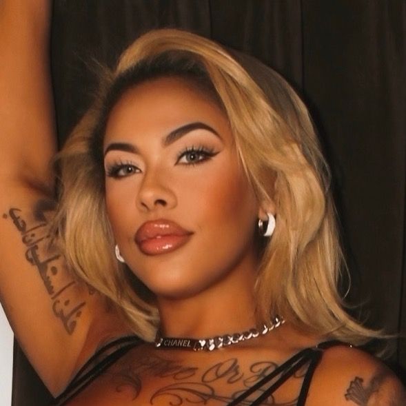 valleygirlnaomi