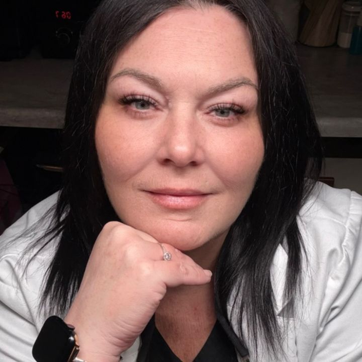 Courtney | Esthetician