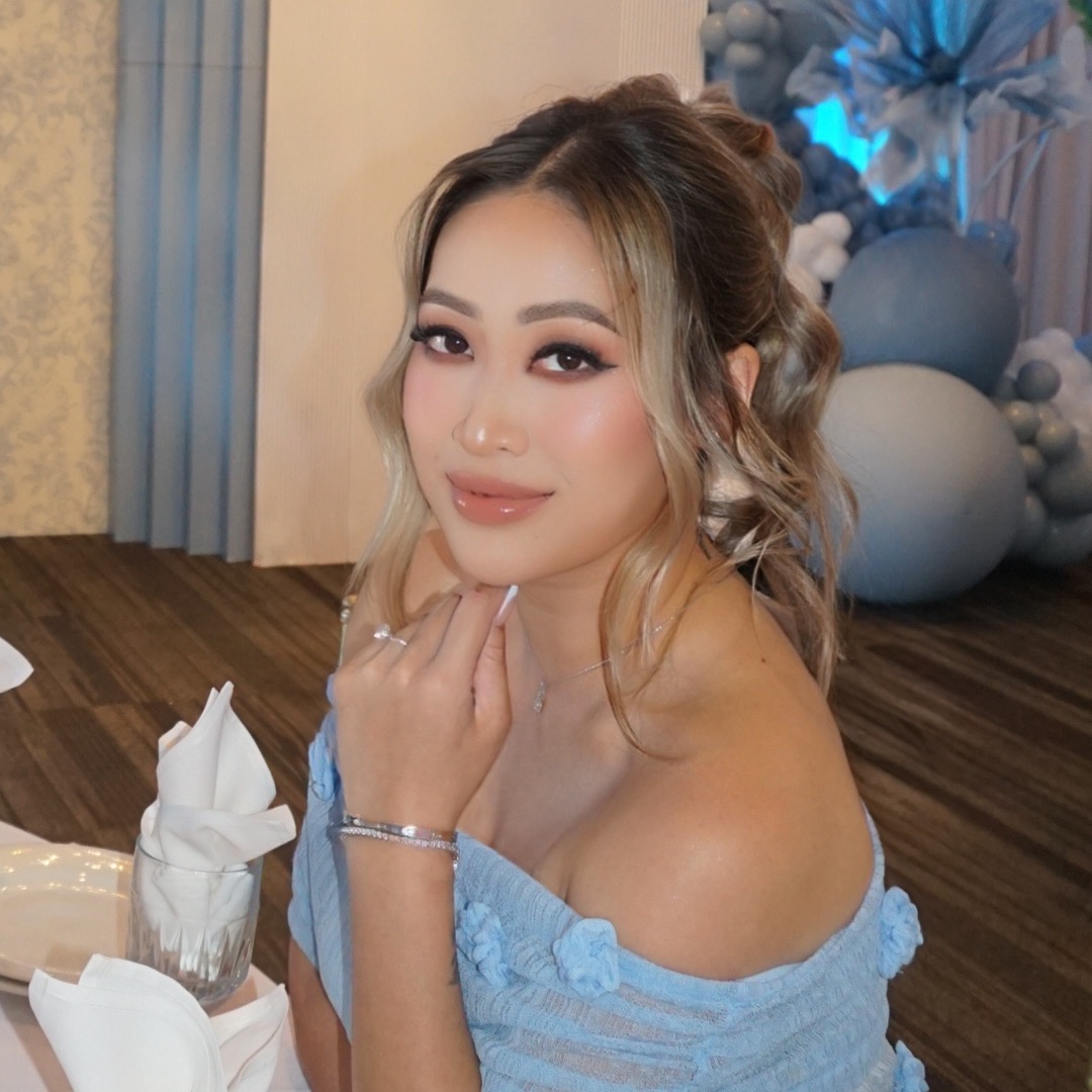 Anna Ho