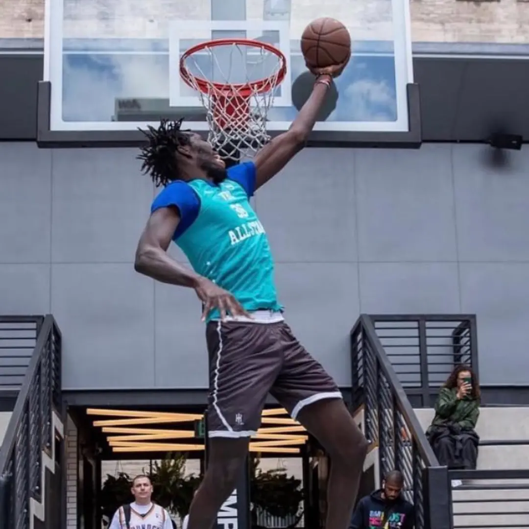 MAMADOU NDIAYE 7’5