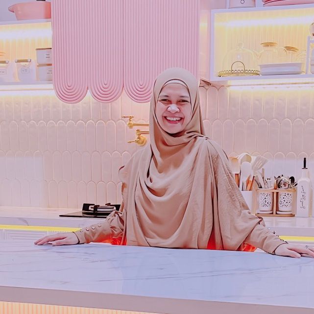 Tita Ellynoor Home