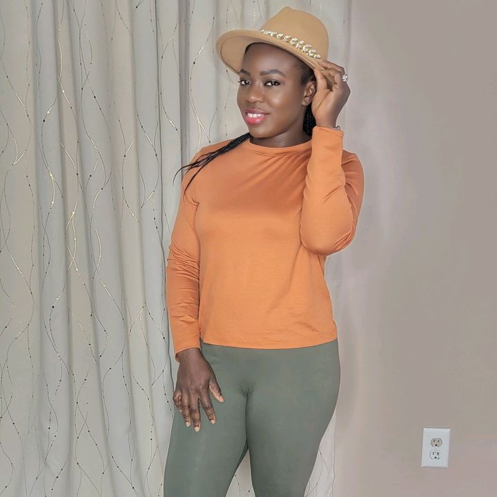 Gloria Melaninroyalqueen