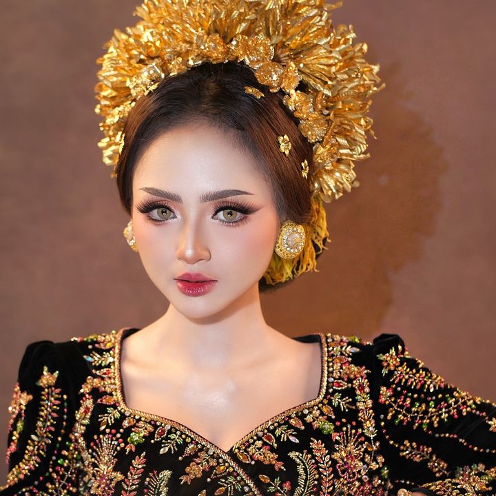 Yulia salon and bridal