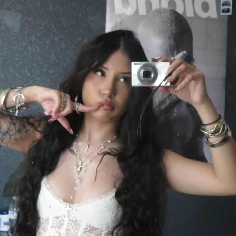 yourdreamgirl1111