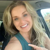 Linda Wright
