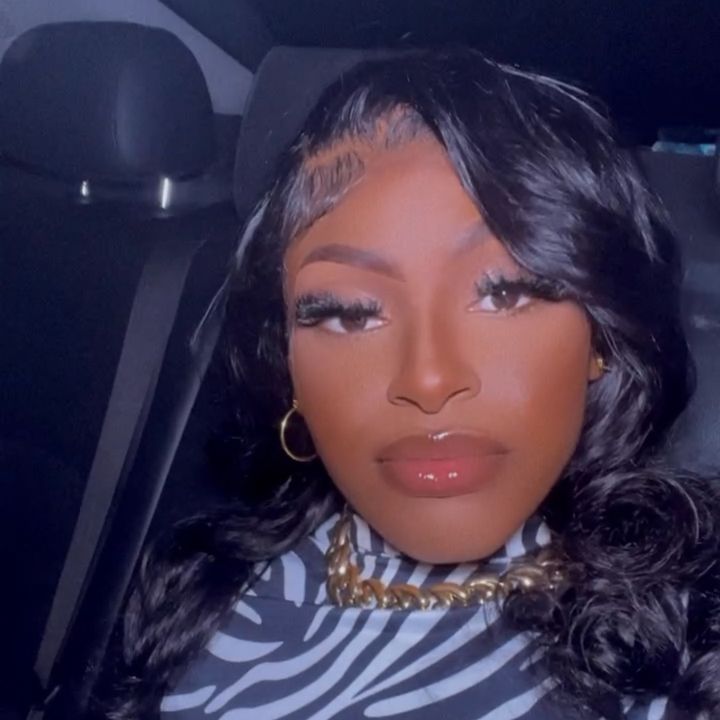 TheOfficialRiRi