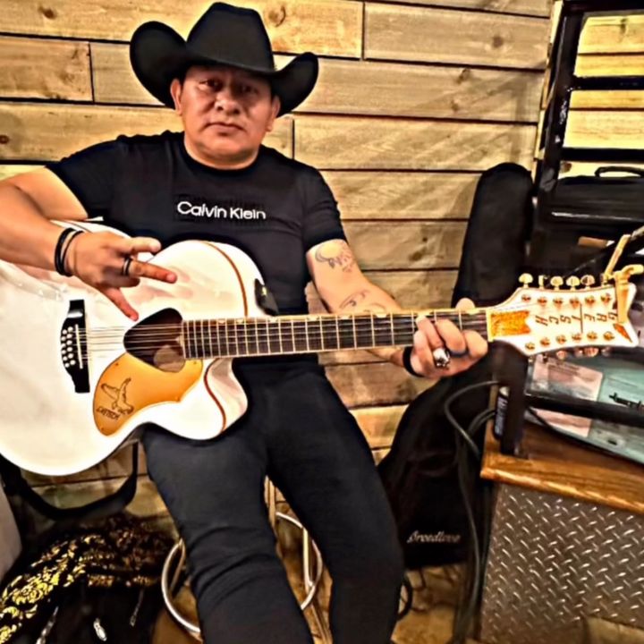 Aurelio Fernández el cantante