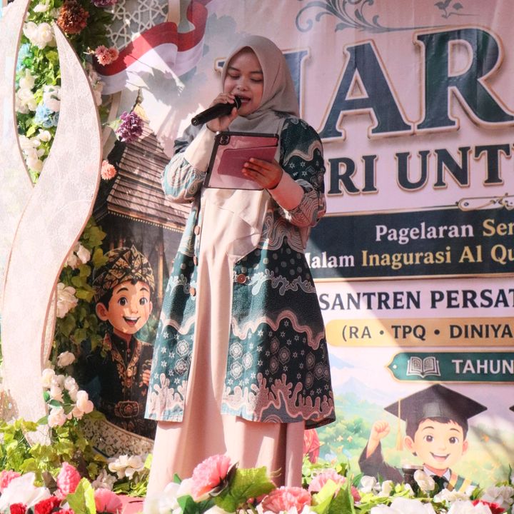Anna Dhiyaunnisa, S.Pd