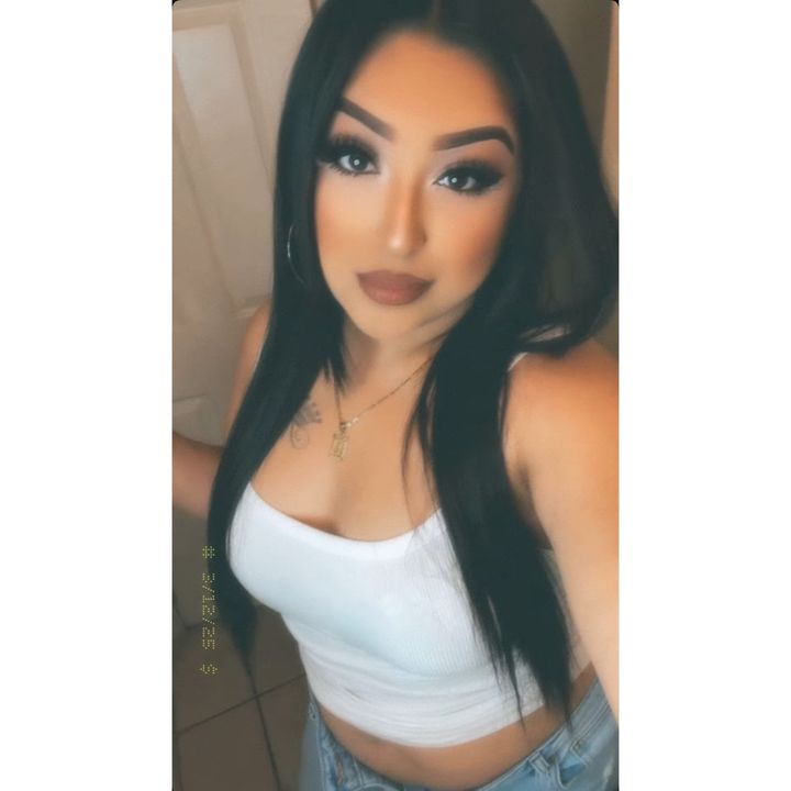 L A L A🫧🍒💋