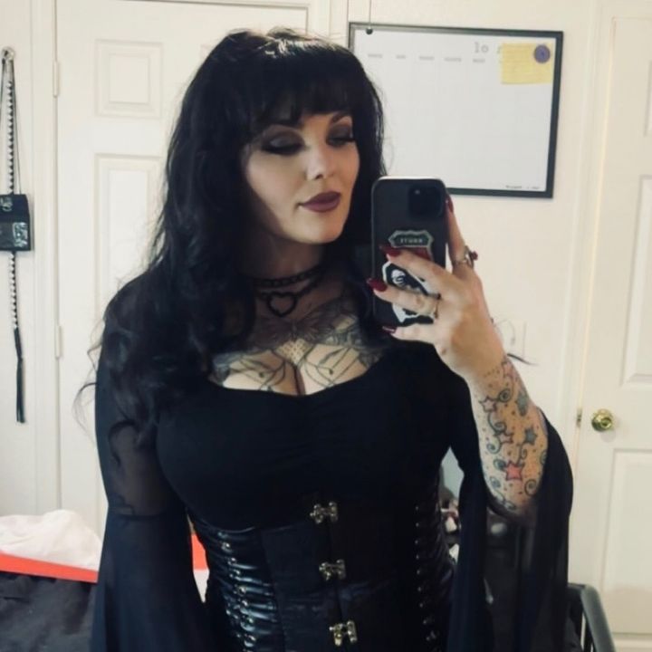 gothiclunagoddess