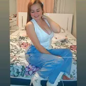 Alexandra Cevallos R