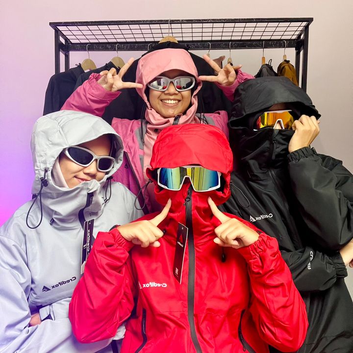 Jaket gunung tahan angin air