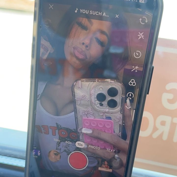 d 🤍
