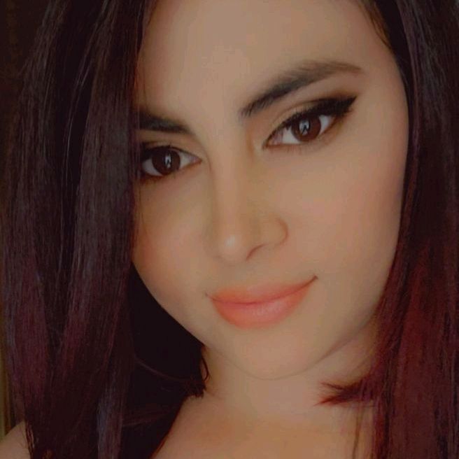 Arianna Abad221