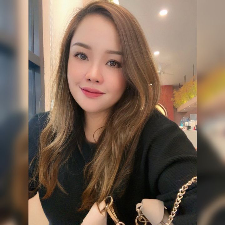 Dyana77