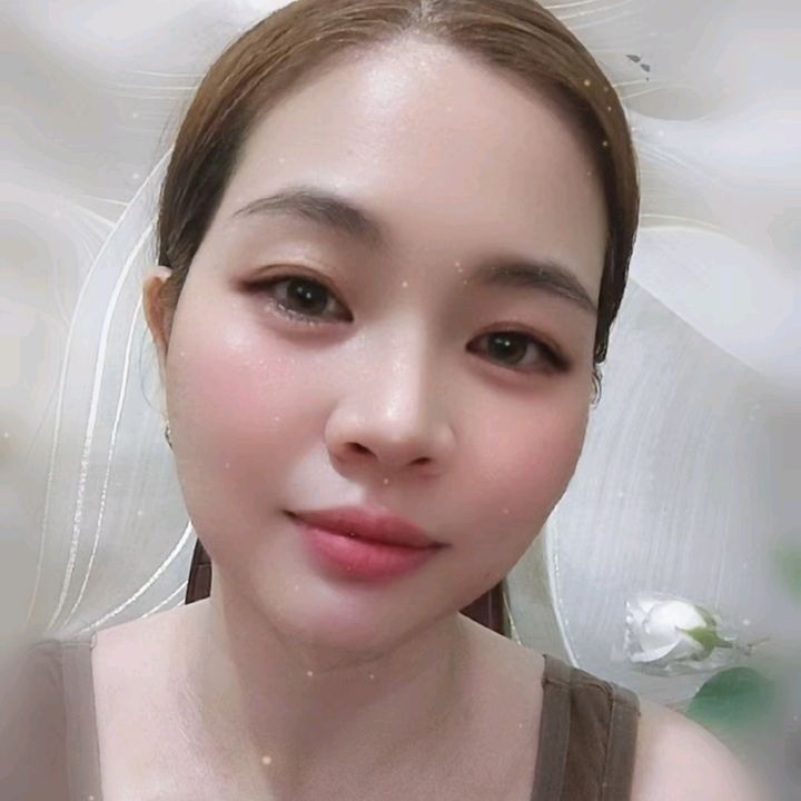 🌼Dhey Sy🌼